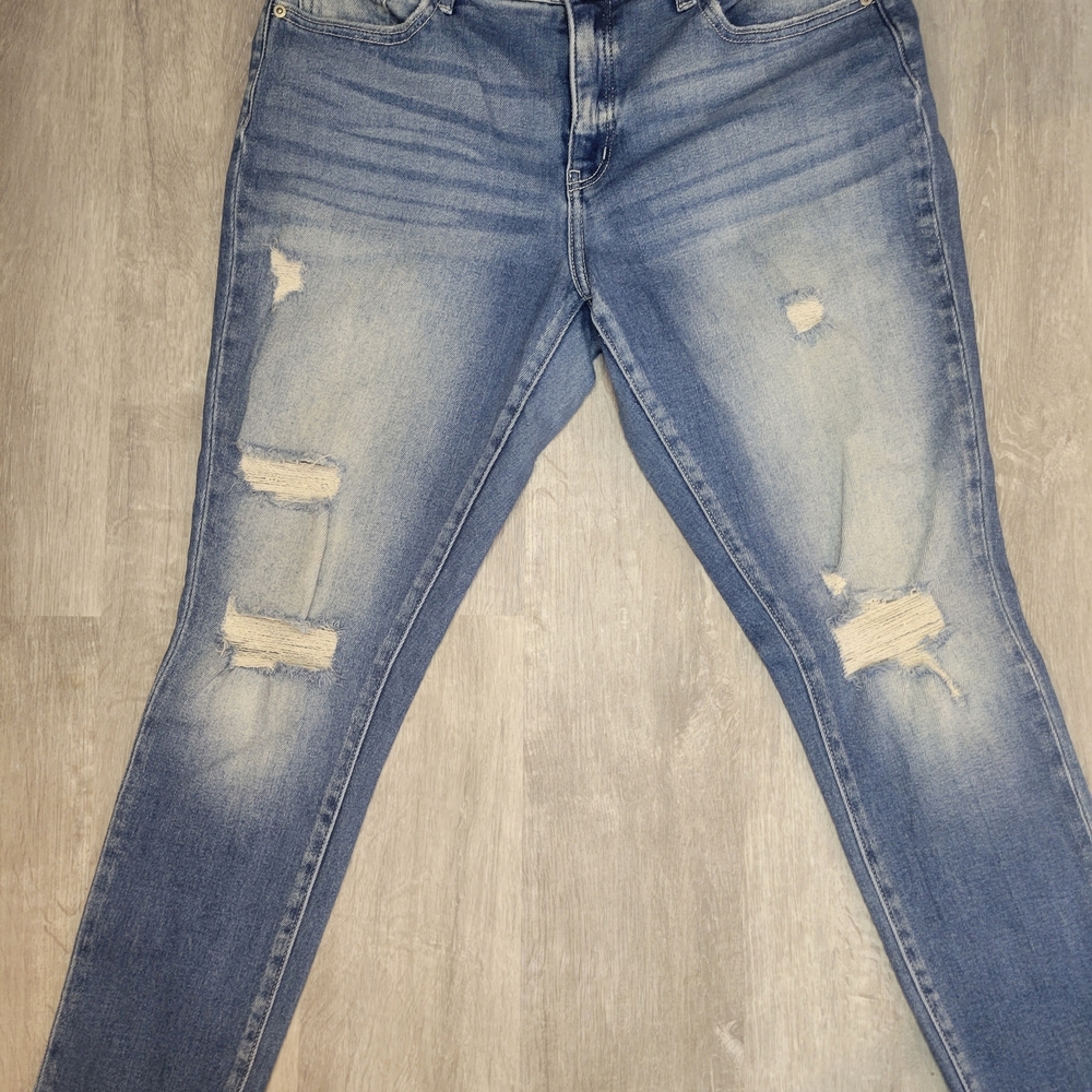 BKE Stylish Blue Distressed Women Ankle Skinny Jeans Curvy Fit